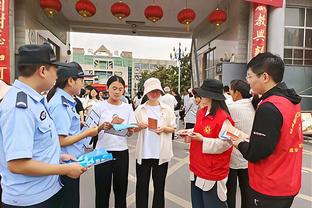 乌加特：贝尔萨注重压迫进攻，恩里克强调球权控制