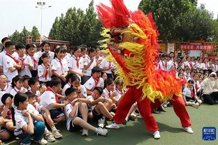 克里夫巴斯6-0马里乌波尔提前夺冠 中国女足门将朱梦迪替补出场